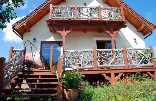 Miłki House | Pet-Friendly Komblówka with Private Beach & Ocean View