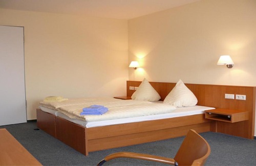 Herrnhut House | Comfortable Stays at Komenský Gäste- und Tagungshaus