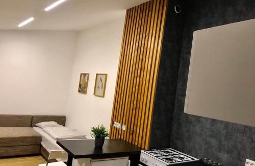 Vac Apartment | Comfortable Komfort Apartman - Family-Friendly Getaway