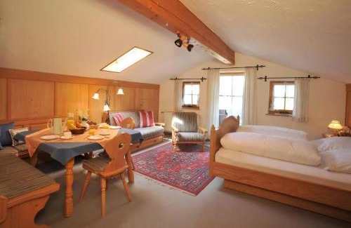 Blindau Apartment | Comfortable Apartment with Breathtaking Mountain Views