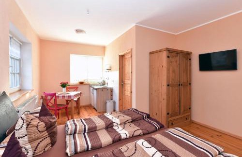 Lubben Apartment | Cozy Apartment in Lübben an der Spree for Families