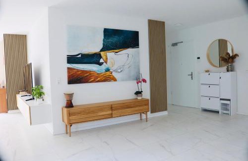 Langen Apartment | Top-Rated Komfortables Penthouse with Incredible Space