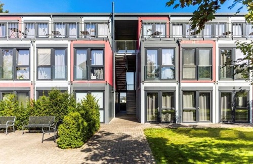 Bubenheim Apartment | Tranquil Apartment with Terrace and Modern Amenities