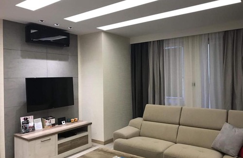 Gizycko Apartment | Top-Rated Oceanfront Apartment with Hot Tub & Breakfast