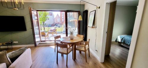 Elblag Apartment | Pet and Child-Friendly Old Town Apartment with Terrace