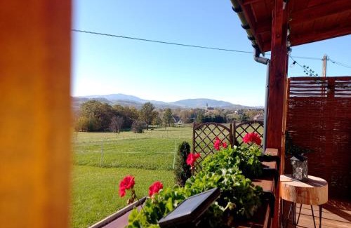 Limanowa House | Top-Rated Domki POD STARĄ PODKOWĄ with Ocean View & Pool