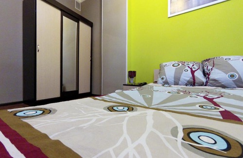 Krasnoselsky Apartment | Comfortable Komnata na Komsomolskoy with Kitchen & Pet Access