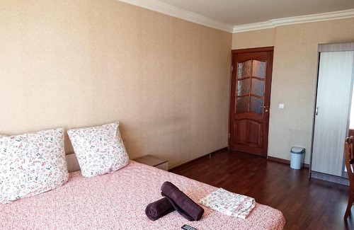 Basmanny Apartment | Affordable Comfort at Komnata na Kurskoy - Accessible Stay