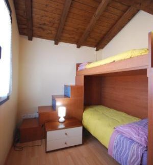 San Zeno House | Discover Komote: Family-Friendly Stays with Breakfast Included