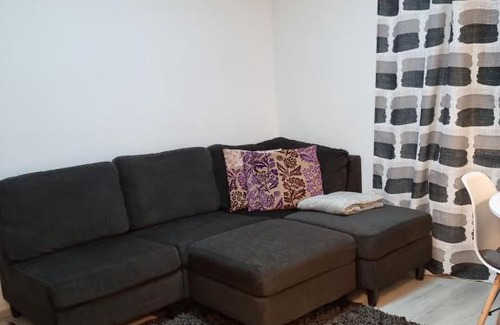 Pori Apartment | Cozy Studio Apartment 3 in a Charming Building