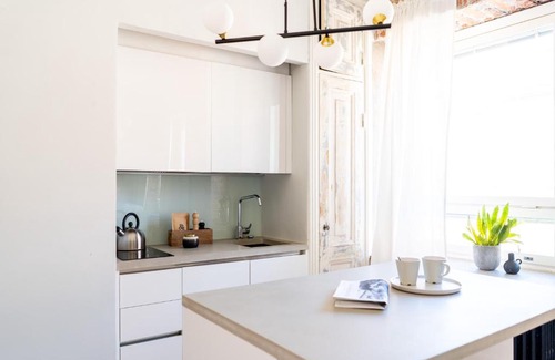 Punavuori Apartment | Charming One-Bedroom in Punavuori - Guest Rated 9/10