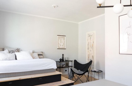 Punavuori Apartment | Charming One-Bedroom in Punavuori - Guest Rated 9/10