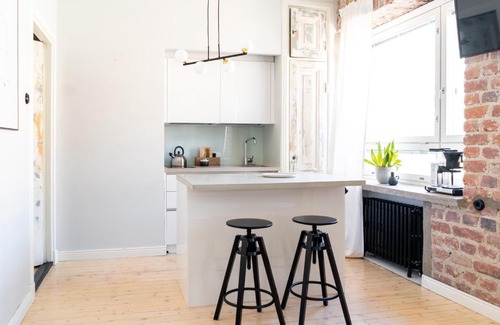 Punavuori Apartment | Charming One-Bedroom in Punavuori - Guest Rated 9/10
