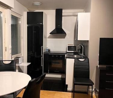 Ylamylly Apartment | Kompakti yksiö Sepis