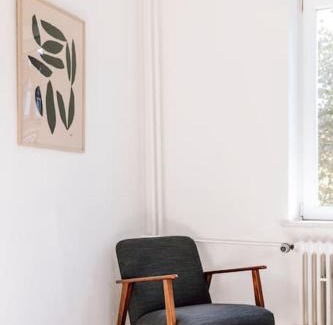 Exerzierplatz Apartment | Newly Renovated 2-Room Central Apartment with 24h Check-In