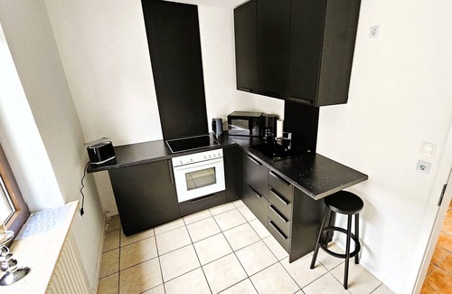 Schwanewede Apartment | Comfortable Guest Apartment with Pet and Child-Friendly Amenities