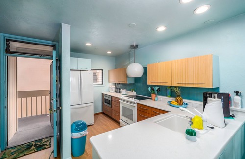 Kailua-Kona Condo | Oceanfront 2 Bedroom Condo at Kona Bali Kai - Rated 9.6