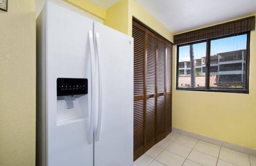 Historic Kailua Village Condo | Experience the Kona Coast Resort with Oceanfront Views