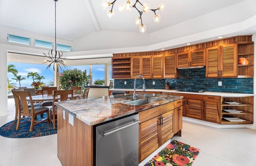 Kahaluu-Keauhou House | Kona Koa House by Gather: Oceanview 3BR Estate w/Heated Pool & BBQ
