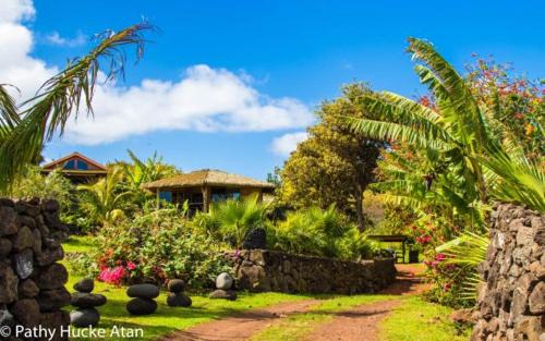 Hanga Roa Cabin | Experience Kona Koa Lodge: Oceanfront Bliss Awaits You