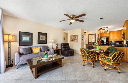 Kailua-Kona House | Guest Rated 10/10: Enjoy Kona Makai with Pool & Breakfast