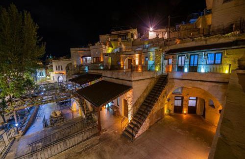 Mustafapasa Hotel | Inviting Konak Bezirhane Cave Otel with Hot Tub & Breakfast