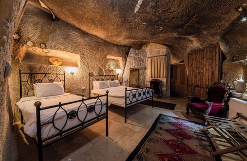 Mustafapasa Hotel | Discover Konak Bezirhane Cave Otel: Family-Friendly Retreat