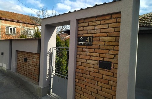 Kursumlija House | Pet-Friendly Retreat at Konak Garavi Sokak - Rated 9/10