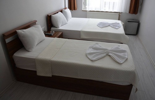 Sille Subasi Hotel | Budget-Friendly Konak Hotel with Restaurant & Family Amenities