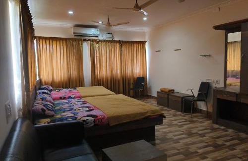 Palani Hostel | Konar Mandabam