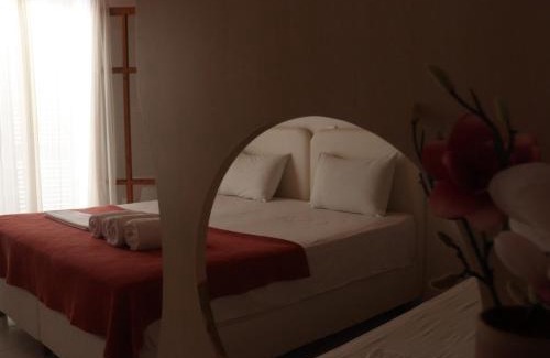 Kalamitsi House | Top-Rated Kondilw Rooms: Pet-Friendly with Breakfast Included