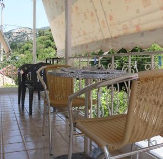Kalamitsi House | Top-Rated Kondilw Rooms: Pet-Friendly with Breakfast Included
