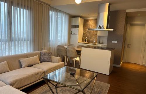 Mahmutbey Apartment | Comfort Awaits at Konforun Adresi - Ideal for Families