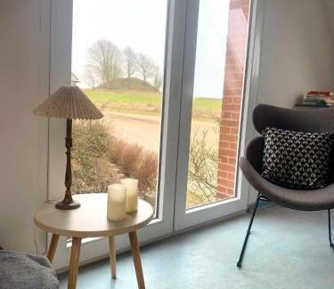 Hvalpsund House | Cozy Kongshøjgaard: Oceanfront Retreat for Families & Pets