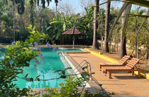 Niravade Resort | Relax at Konkan Crown Resort & Club with Ocean Views