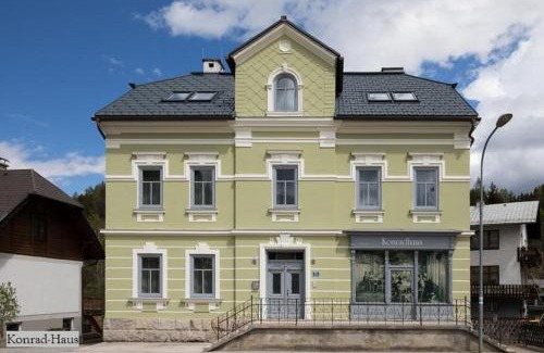 Mitterbach am Erlaufsee Apartment | Idyllic Konrad-Haus: Pet-Friendly Oceanfront Retreat