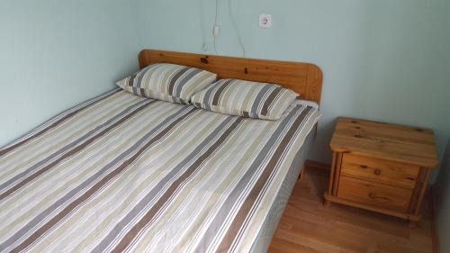 Parnu Hotel | Beachfront Konse Motel: Pet-Friendly Caravan Camping Retreat