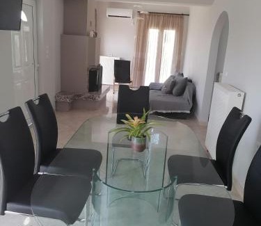 Kanali House | Pet-Friendly Retreat at Konstantina - Rated 9.7 by Guests