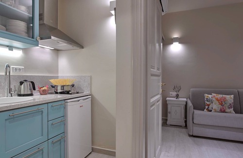 Alonissos House | Oceanfront Escape at Konstantina Studios - Guest Rated 10/10