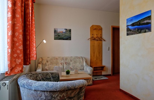 Oberhof Hotel | Discover Konsum Gästehaus Quisisana: 9/10 Rated Retreat