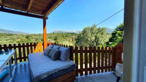 Evgiros Apartment | Family-Friendly Konti Villa - Guest Rated 9.8/10