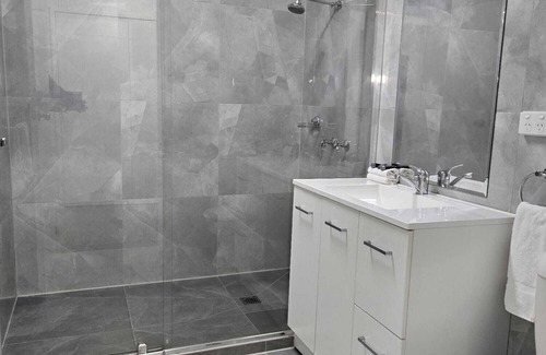 Koo-Wee-Rup Hotel | Eco-Friendly Koo Wee Rup Motel with Family Amenities