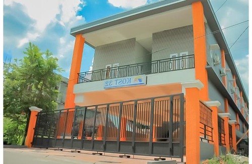 Pontianak Hotel | Budget-Friendly KoolKost near Pontianak Convention Centre