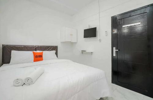 Ciputat House | Budget-Friendly KoolKost Syariah near Bintaro Jaya Xchange
