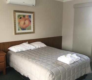 Kootingal Hotel | Pet-Friendly Kootingal Landview Motel with Great Amenities