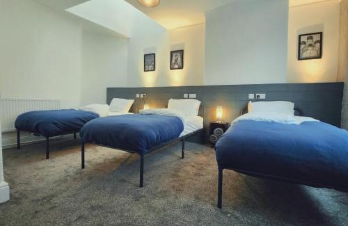 Anfield Hotel | Budget-Friendly Kop View with Breakfast and Family Amenities