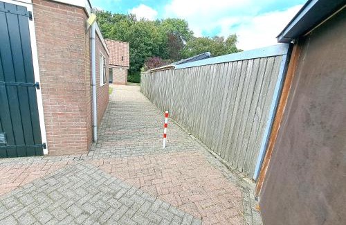 Den Burg House | Family-Friendly Koperwiek Texel with Private Beach & Ocean View