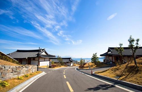 Yeosu Hotel | Experience Authenticity at Korea Traditional Hotel O Dong Jae