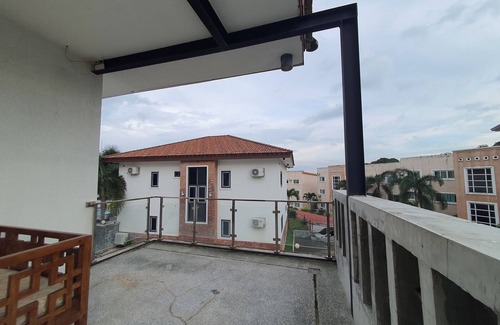 Clark Freeport Villa | Koregon Hotel & Pool Villas