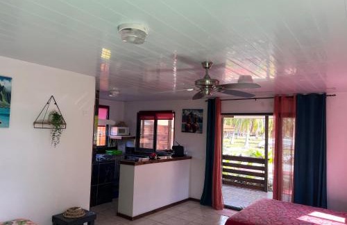 Fakarava House | Discover KoriKori House Fakarava II with Private Beach Access